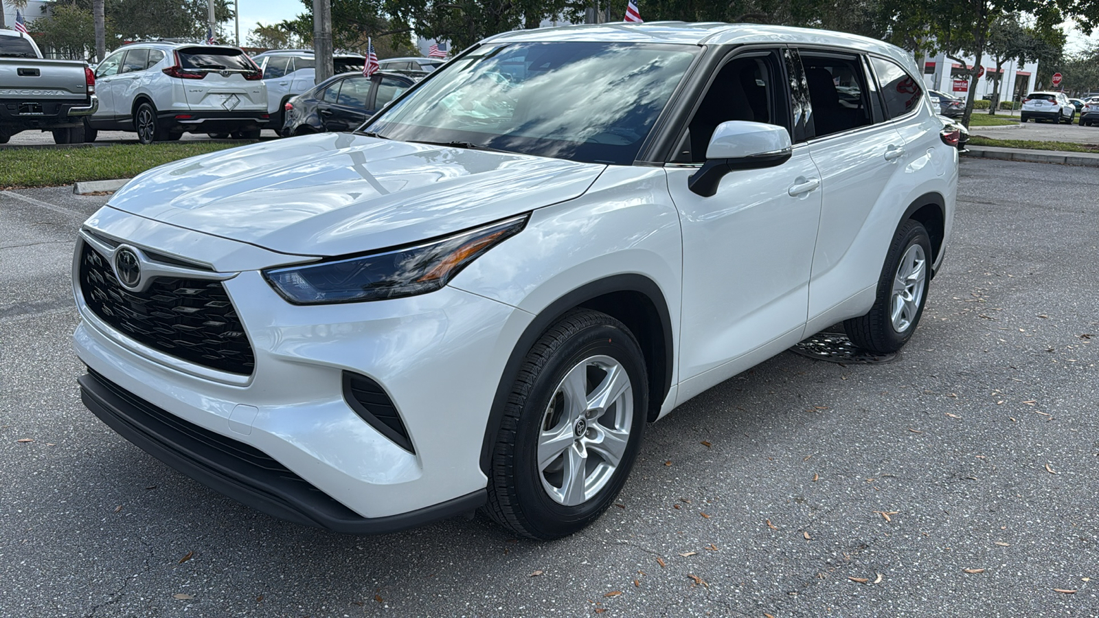 2022 Toyota Highlander L 3