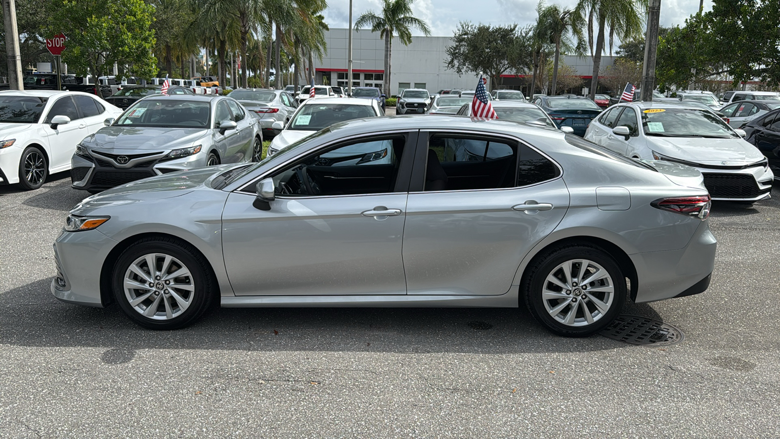 2021 Toyota Camry LE 4