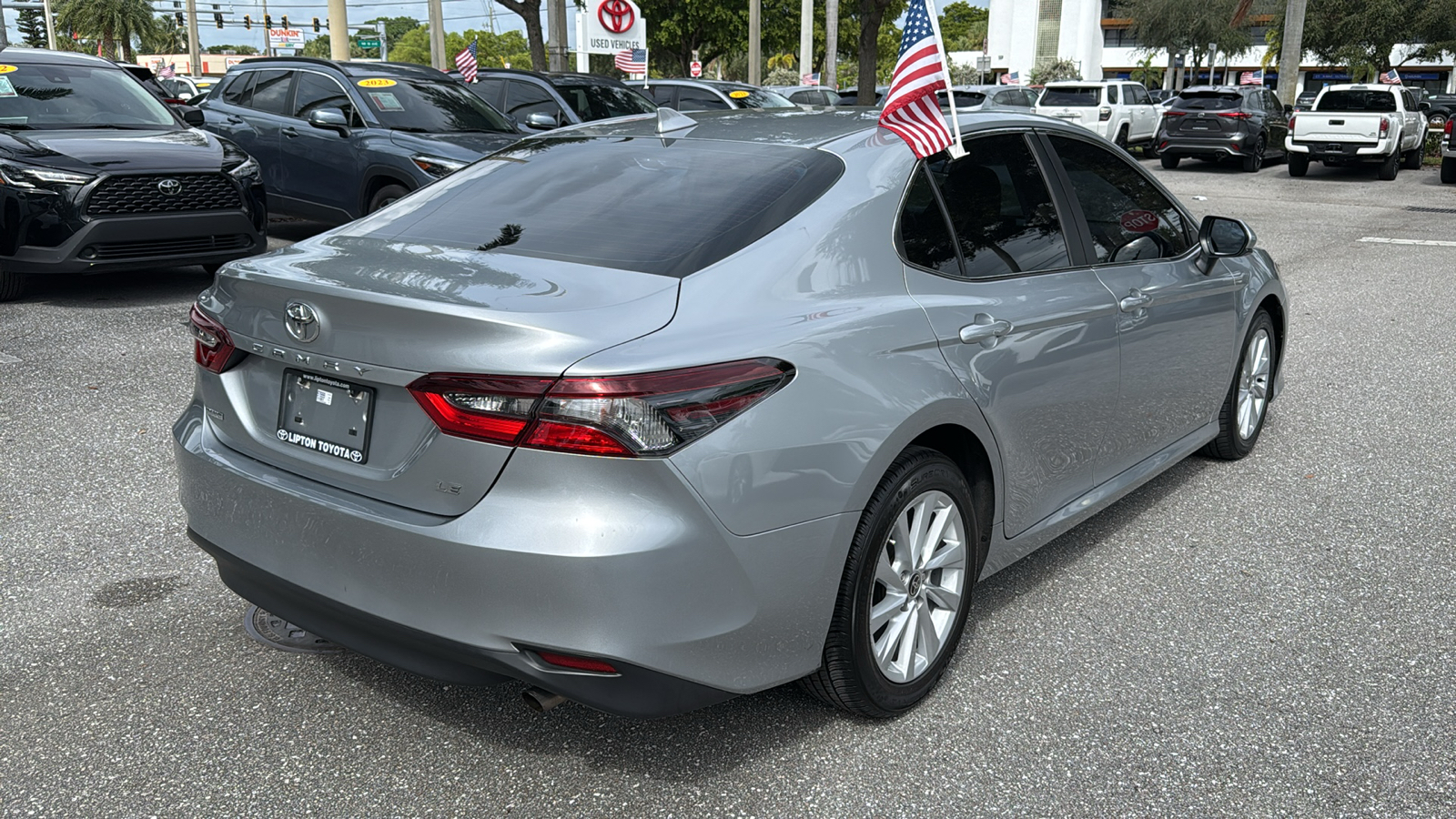 2021 Toyota Camry LE 9