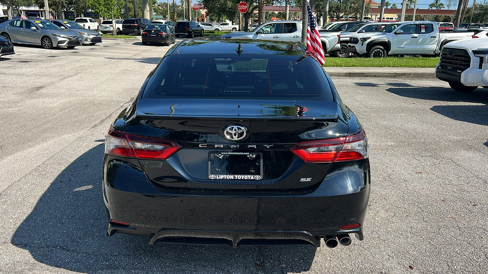 2021 Toyota Camry SE 6