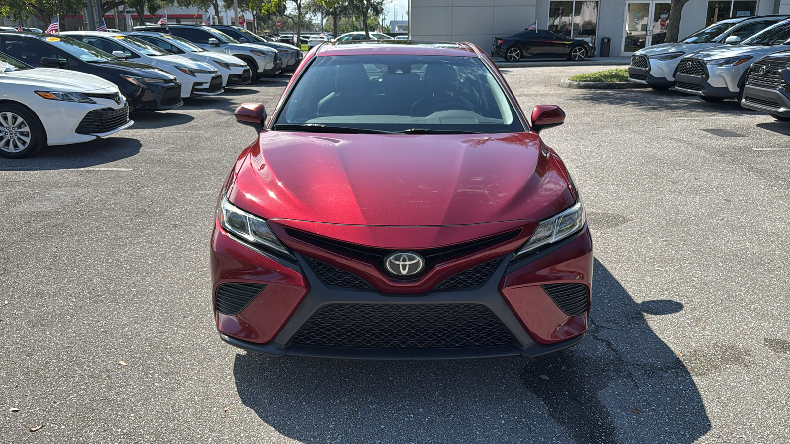 2018 Toyota Camry LE 2