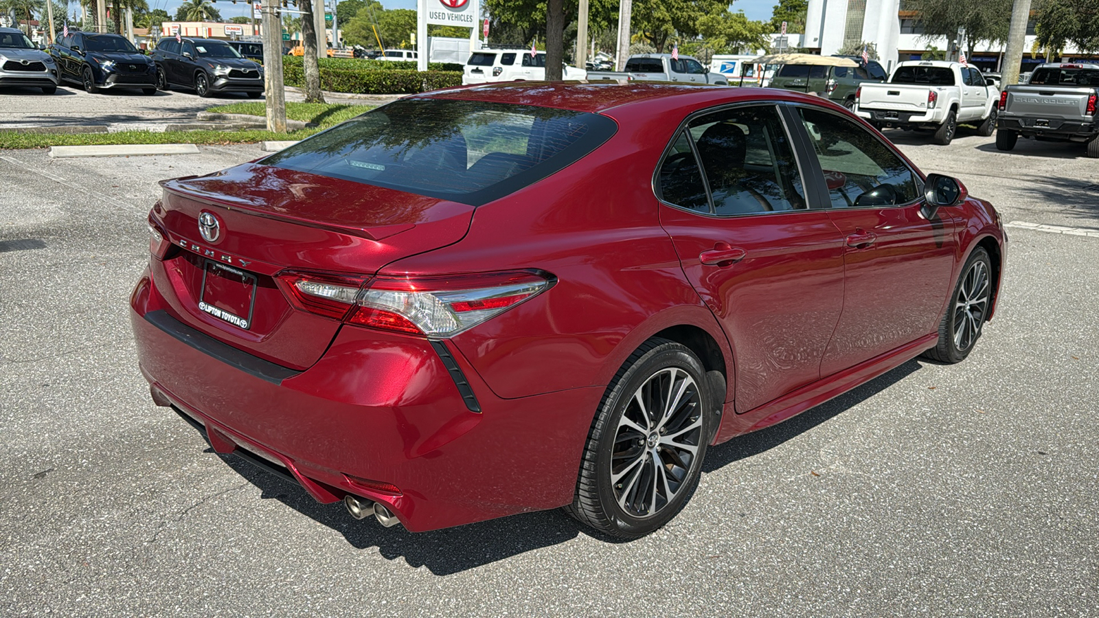 2018 Toyota Camry LE 8