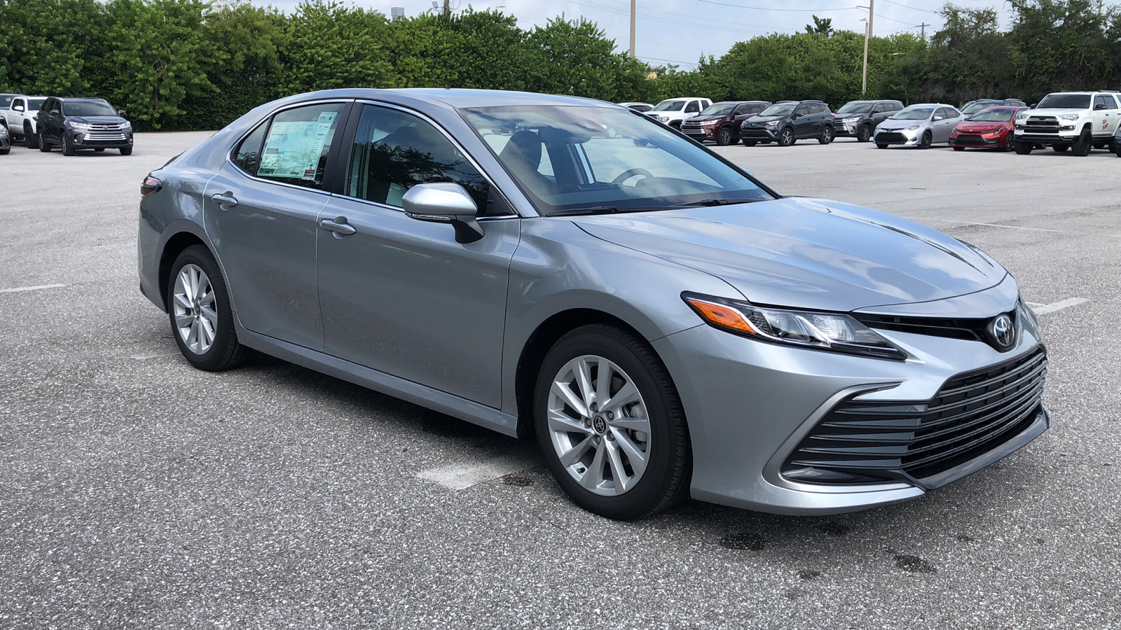 2022 Toyota Camry LE 1