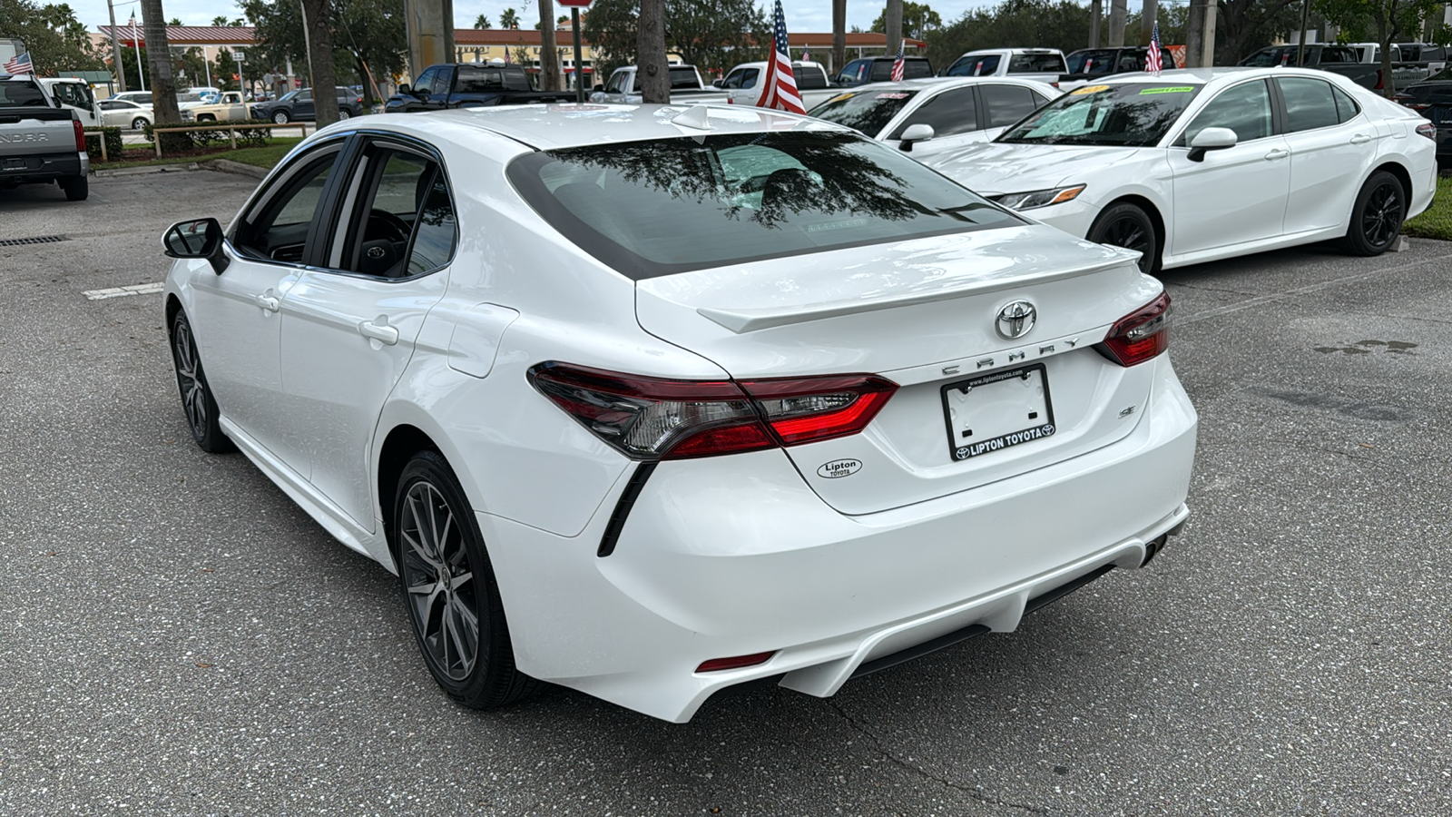 2022 Toyota Camry SE 5