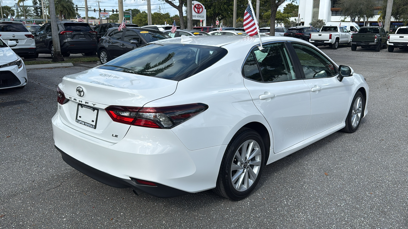 2022 Toyota Camry LE 9