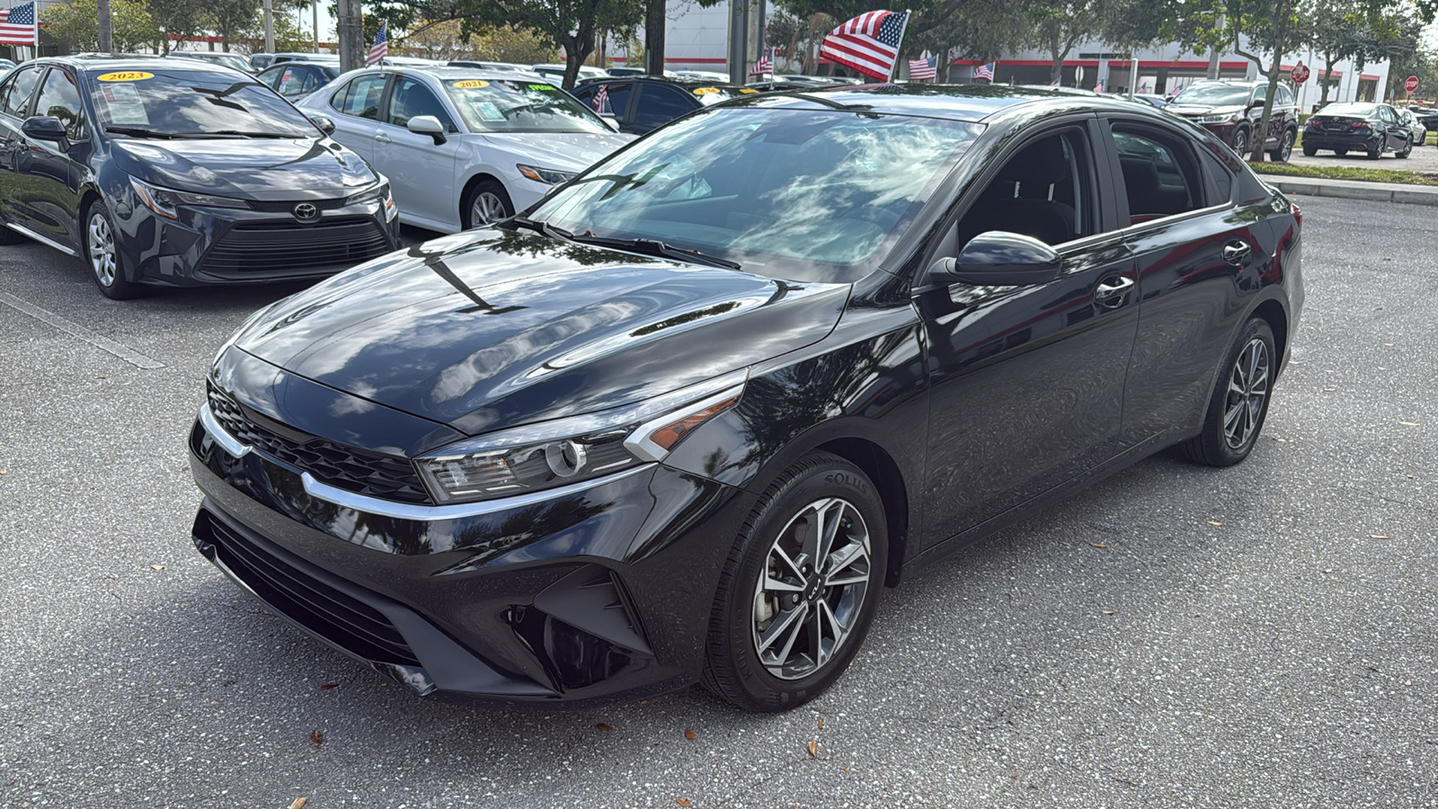 2024 Kia Forte LXS 3