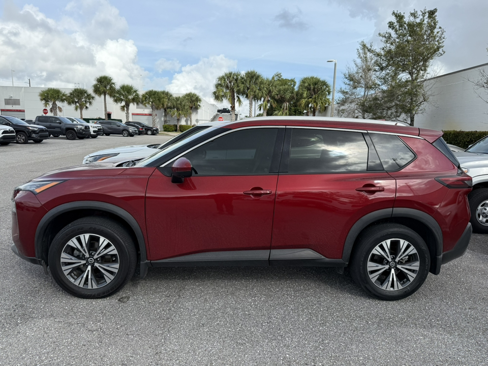 2021 Nissan Rogue SV 4