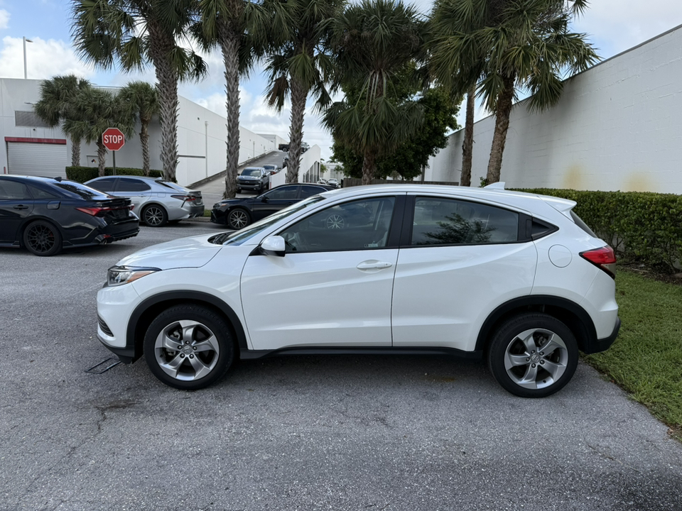 2021 Honda HR-V LX 4