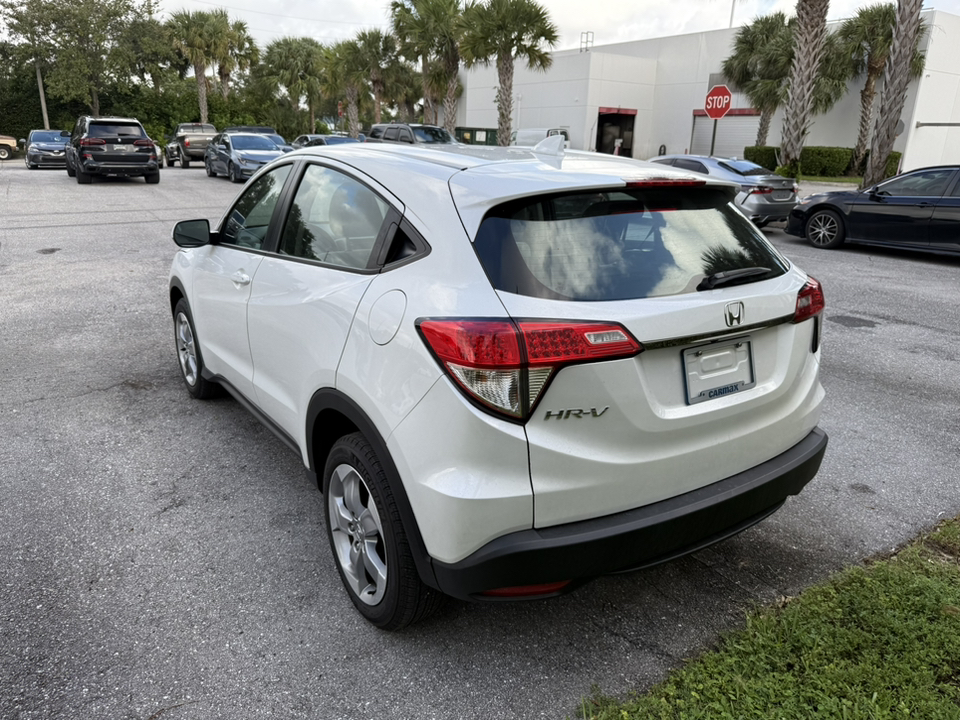 2021 Honda HR-V LX 5