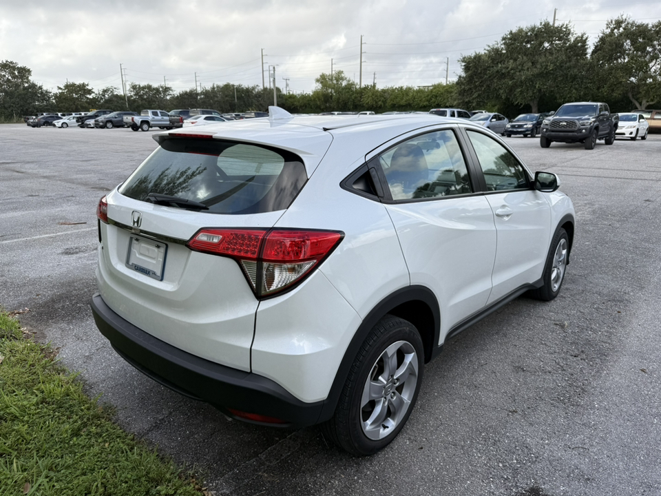 2021 Honda HR-V LX 8