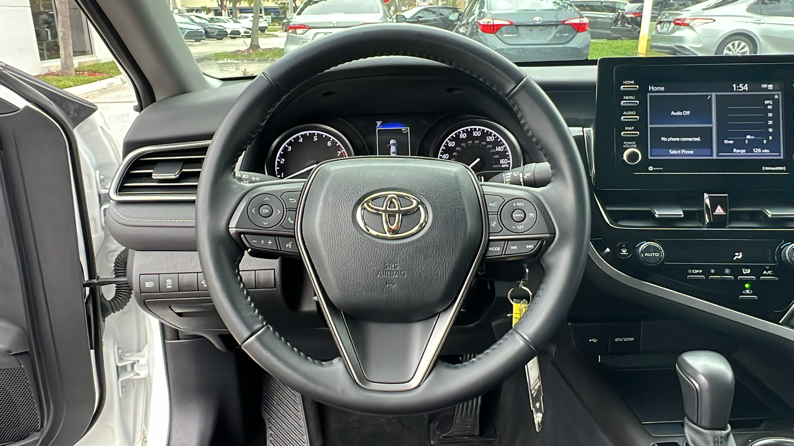 2023 Toyota Camry SE 19