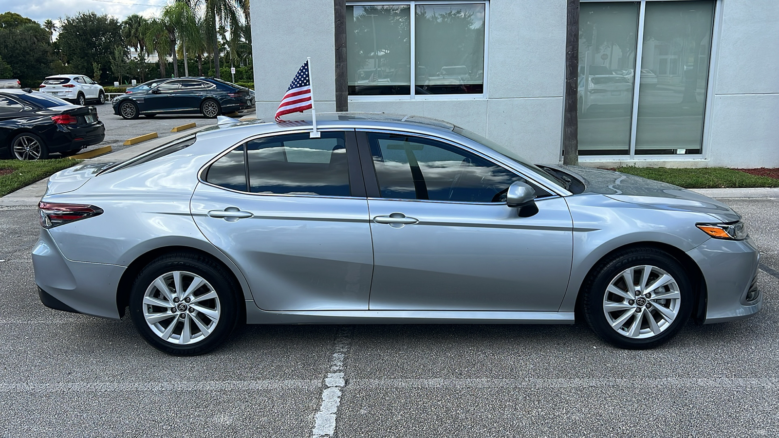 2023 Toyota Camry LE 10