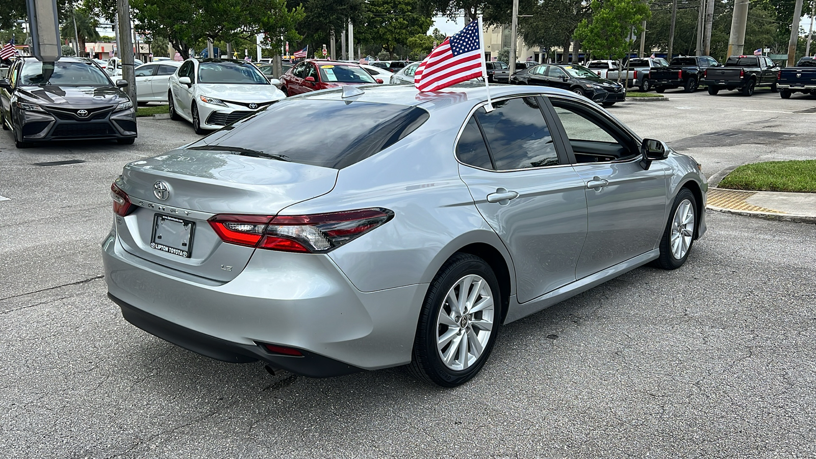 2023 Toyota Camry LE 9