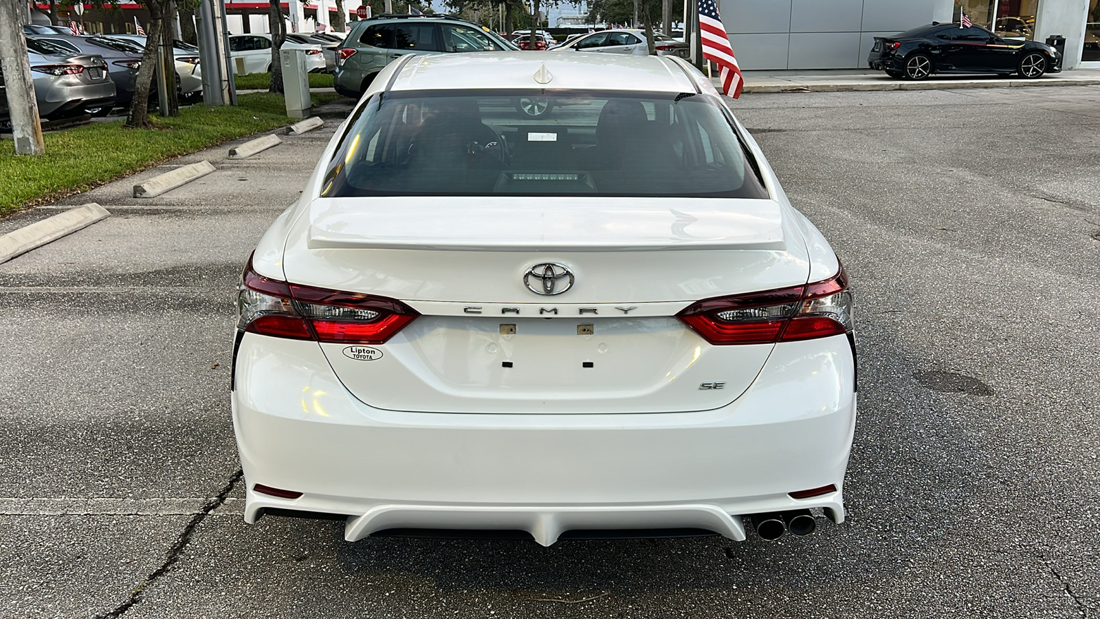 2023 Toyota Camry SE 6