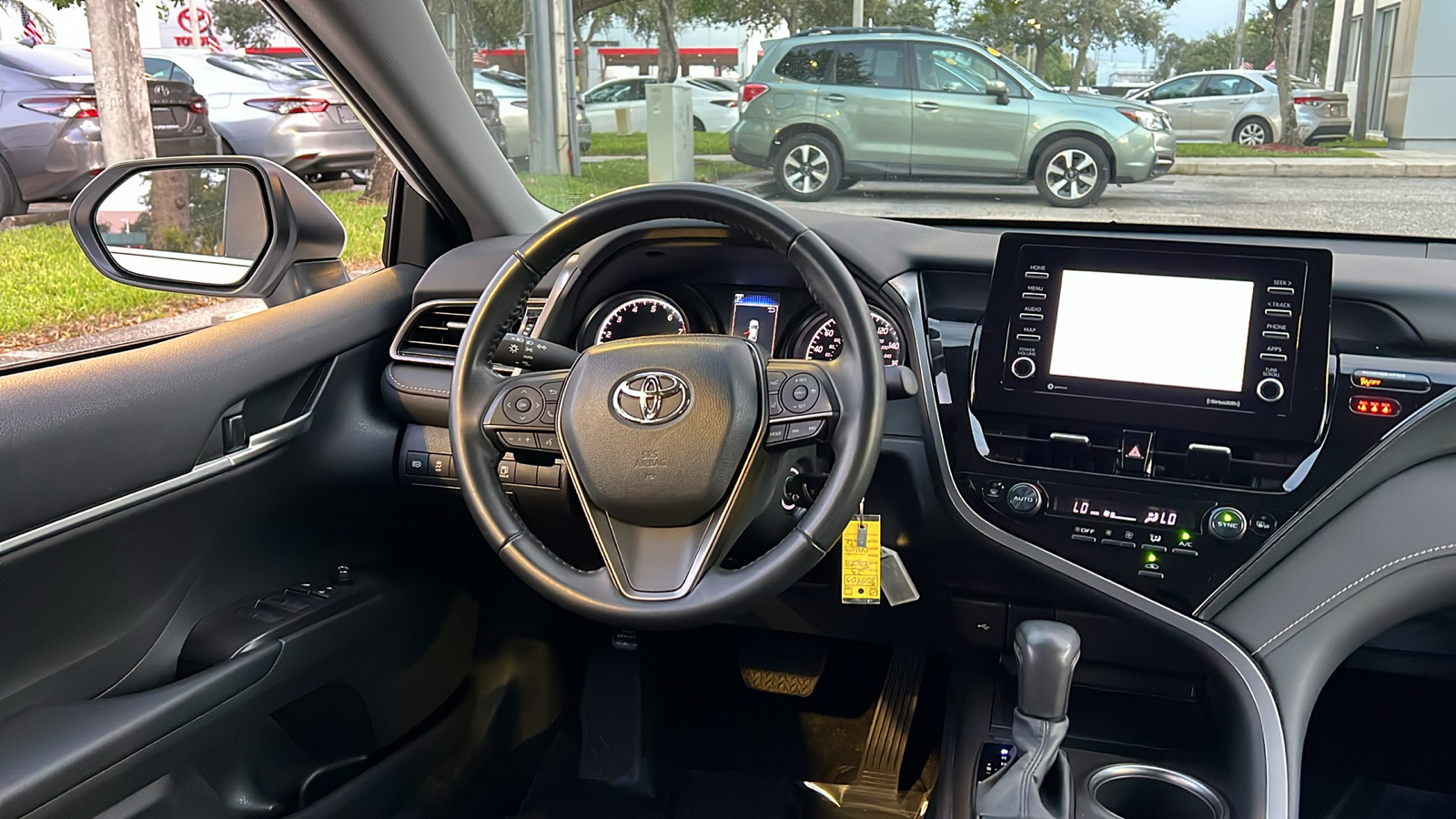 2023 Toyota Camry SE 13