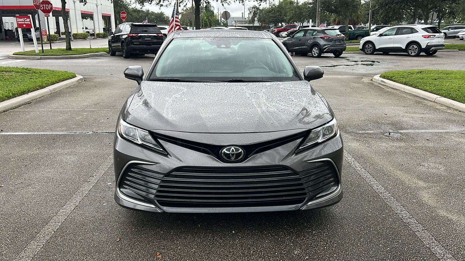 2023 Toyota Camry LE 2