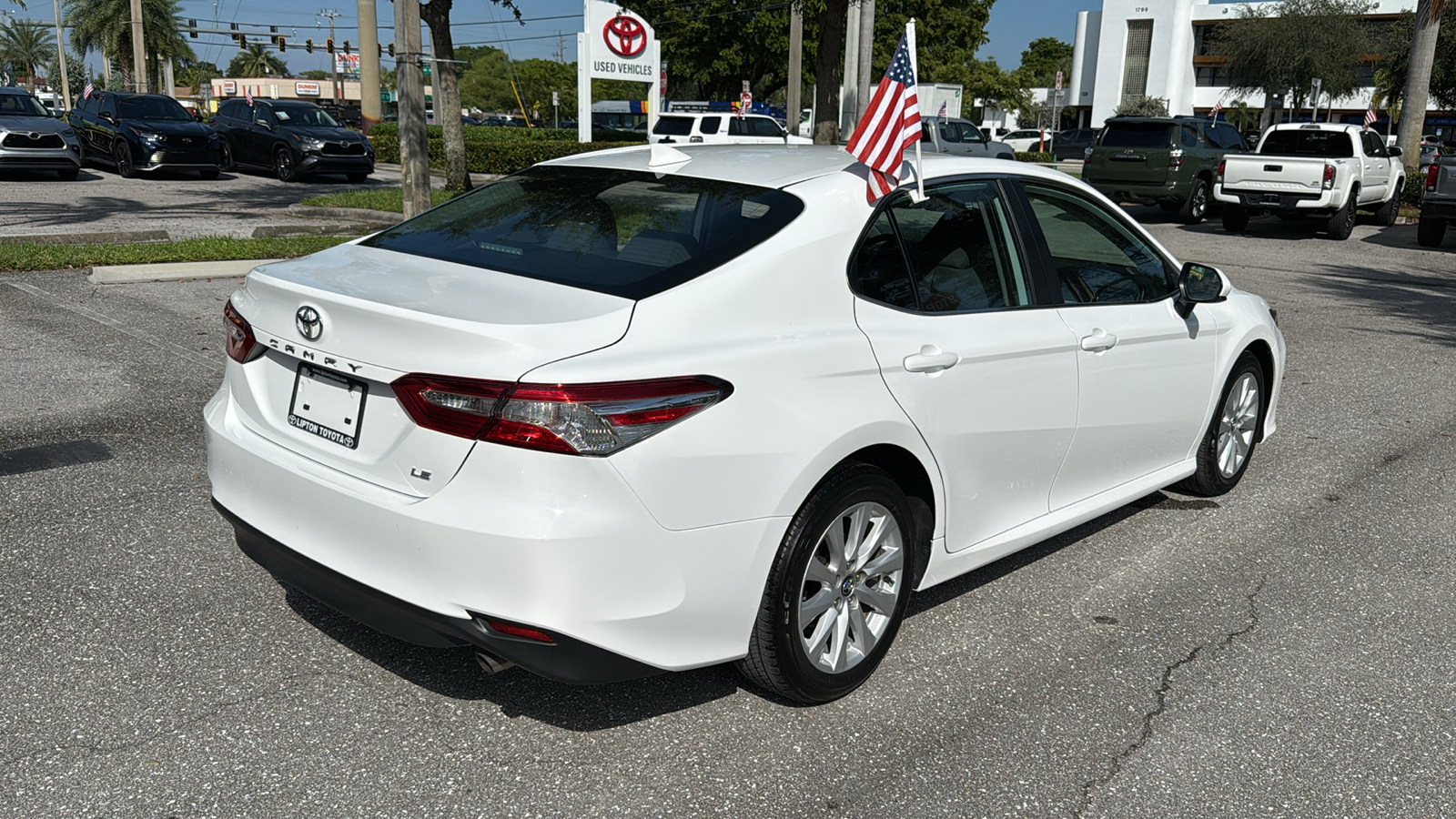 2020 Toyota Camry LE 9