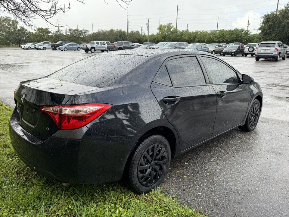 2019 Toyota Corolla LE 8