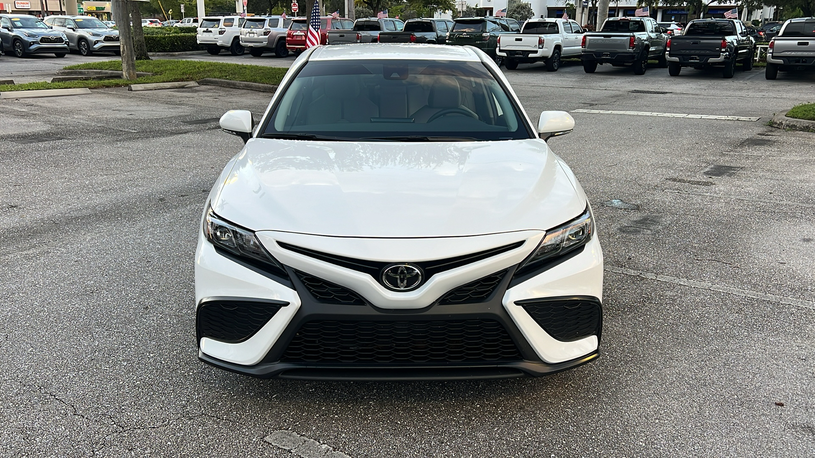 2024 Toyota Camry SE 2