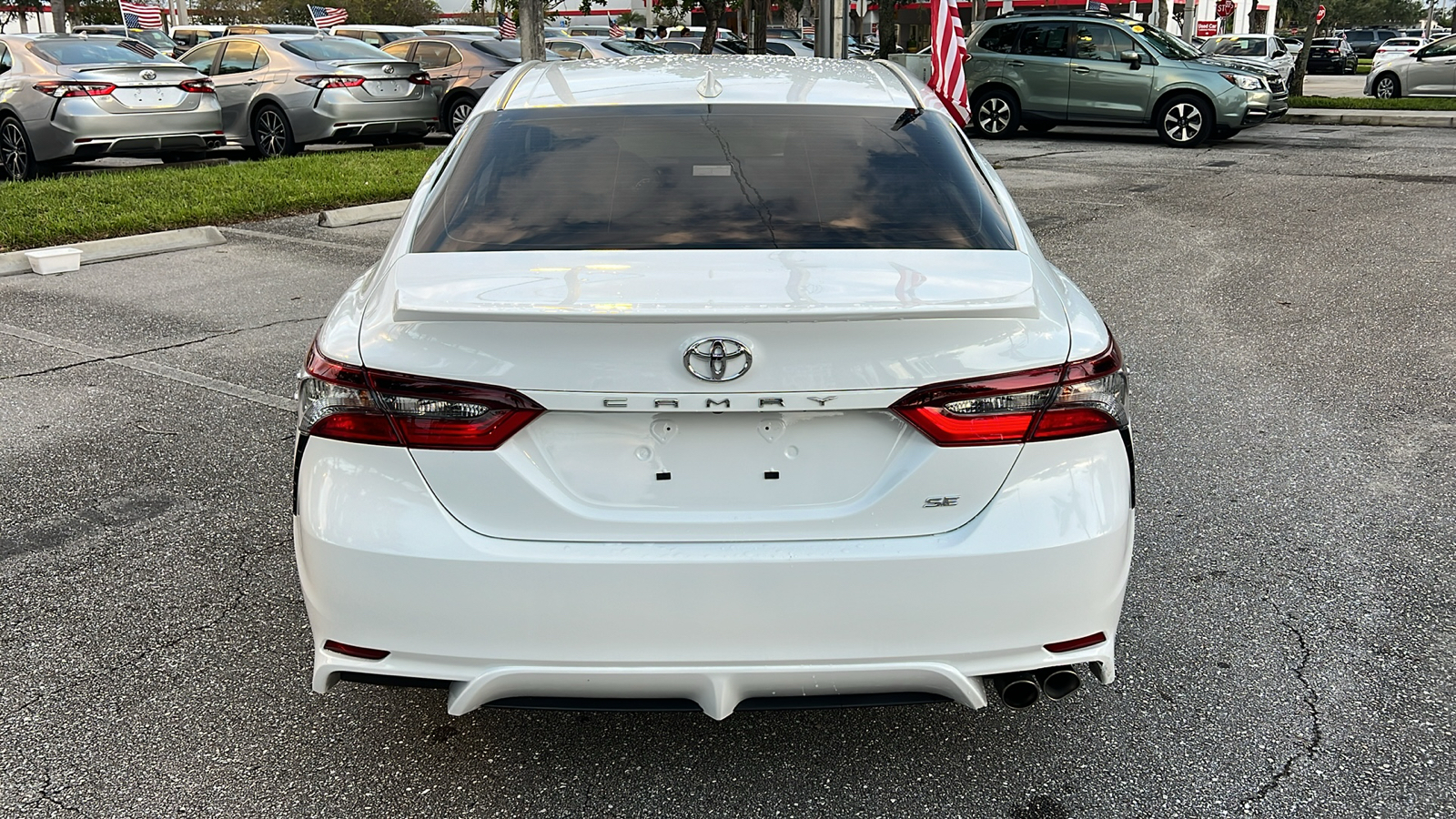 2024 Toyota Camry SE 6