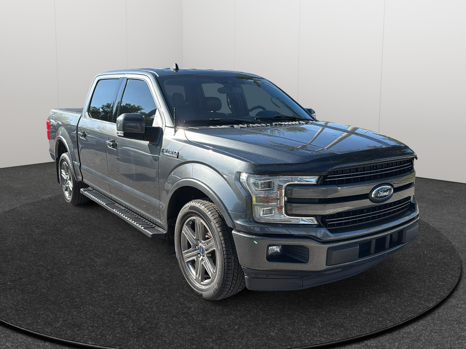 2020 Ford F-150 Lariat 1