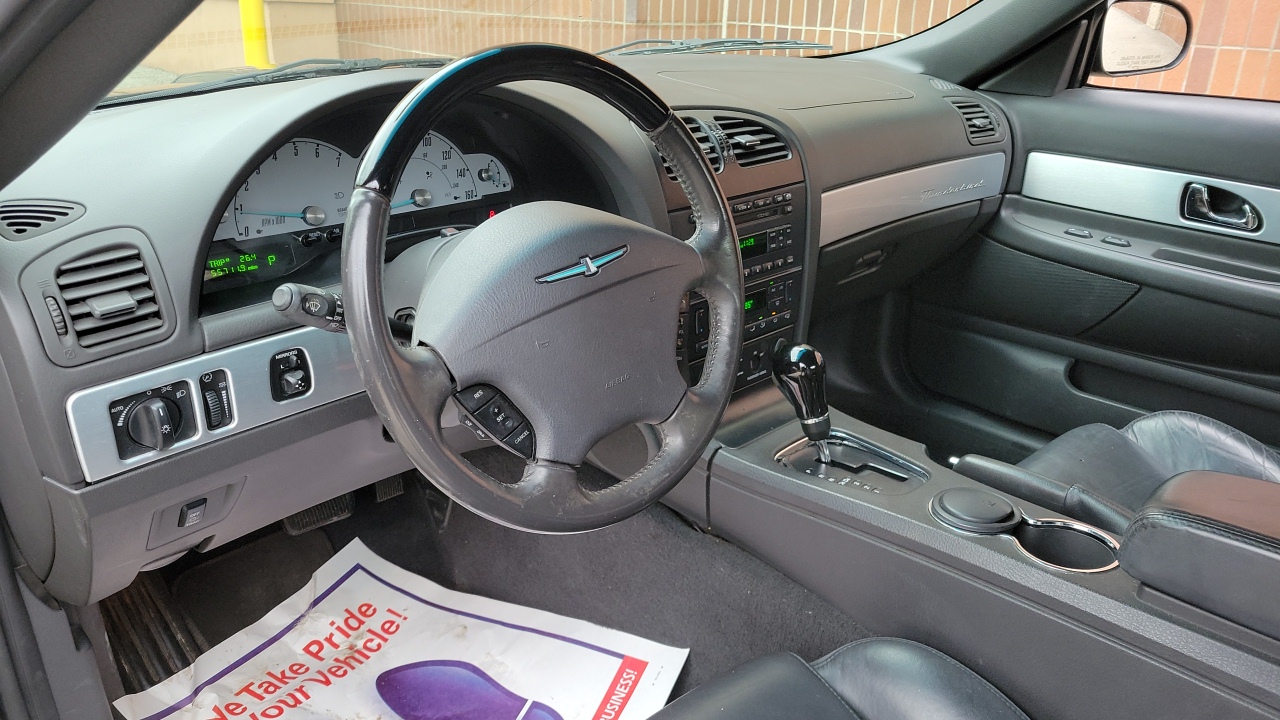 2002 Ford Thunderbird w/Hardtop Premium 6