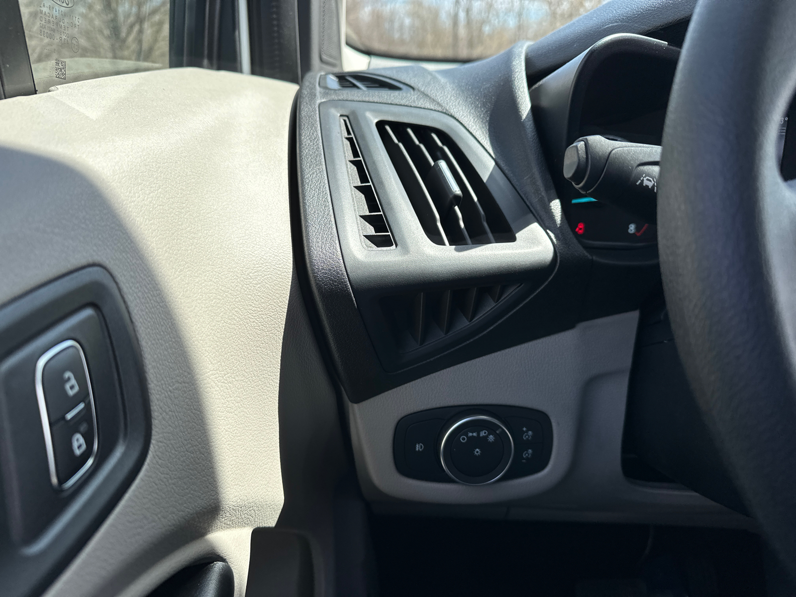 2023 Ford Transit Connect Wagon XLT 24