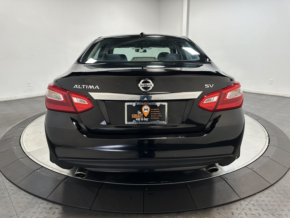 2017 Nissan Altima 2.5 SV 11