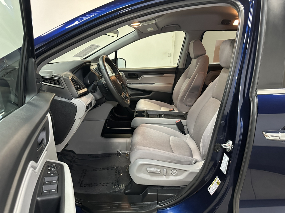 2022 Honda Odyssey EX 22