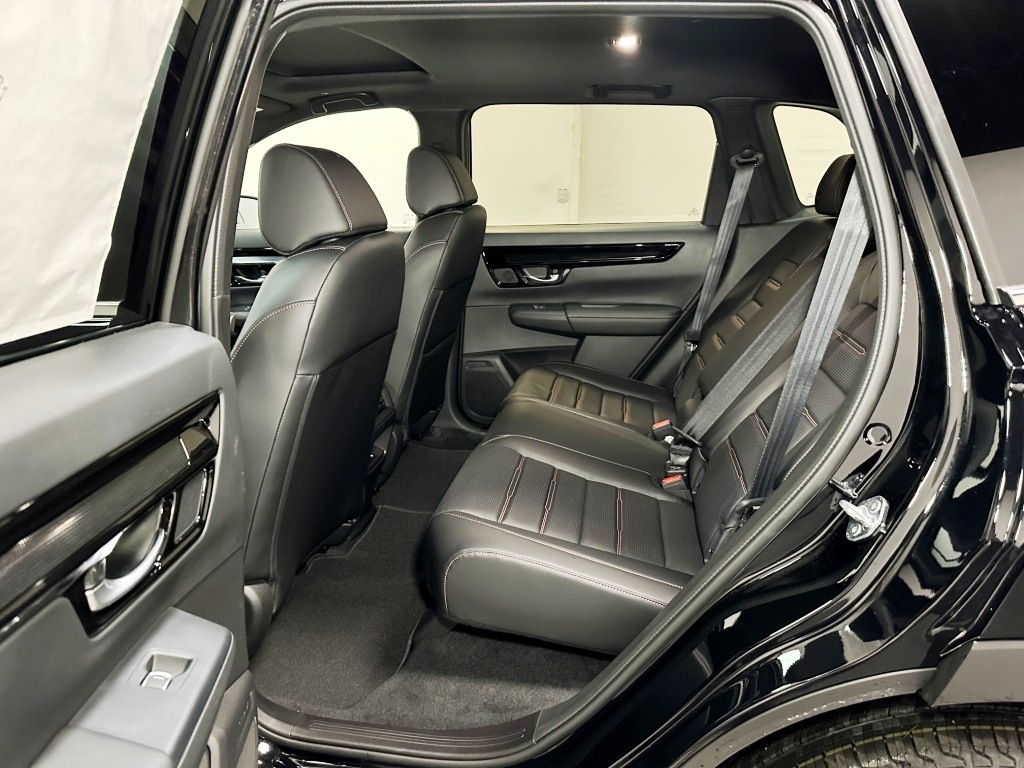 2024 Honda CR-V Hybrid Sport Touring 23