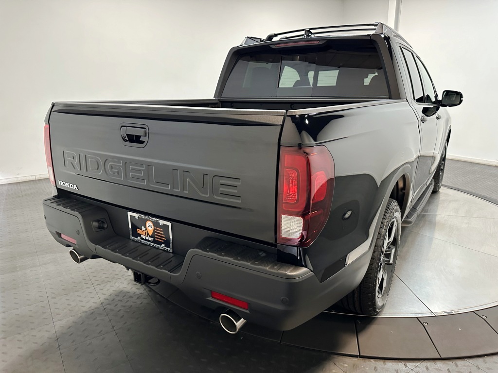 2024 Honda Ridgeline Black Edition 8