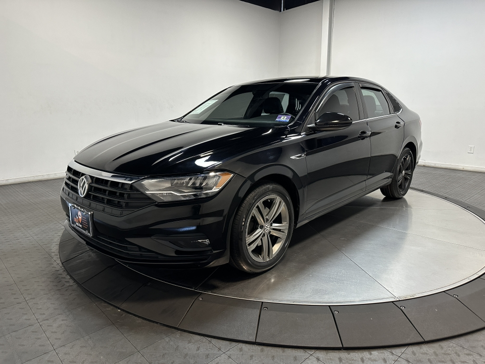 2019 Volkswagen Jetta R-Line 1