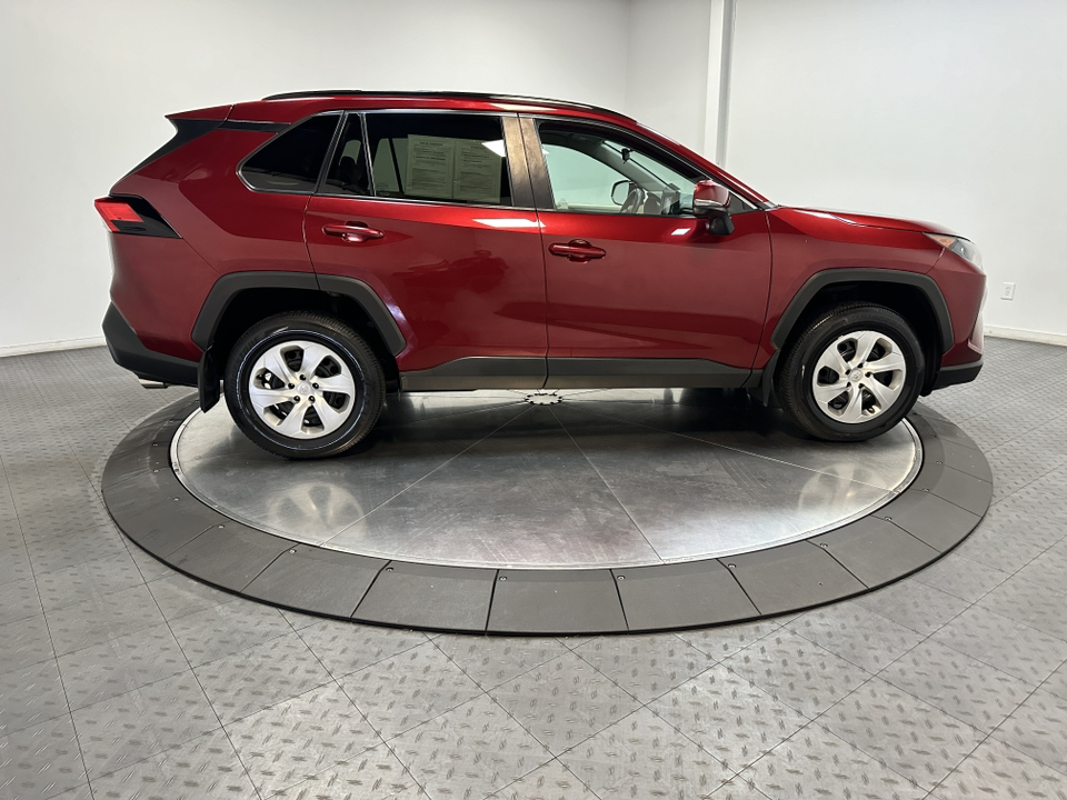 2020 Toyota RAV4 LE 15