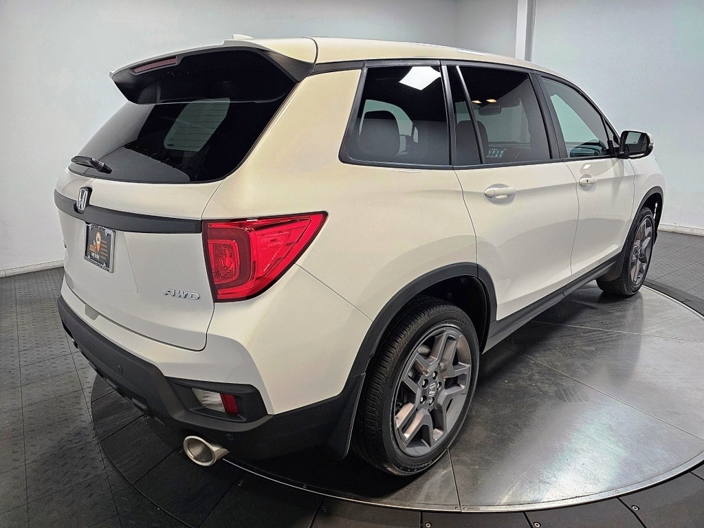 2024 Honda Passport EX-L 8