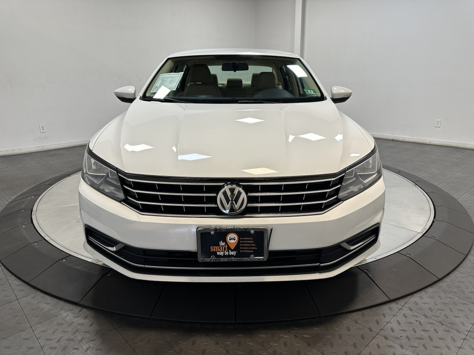 2018 Volkswagen Passat 2.0T S 4