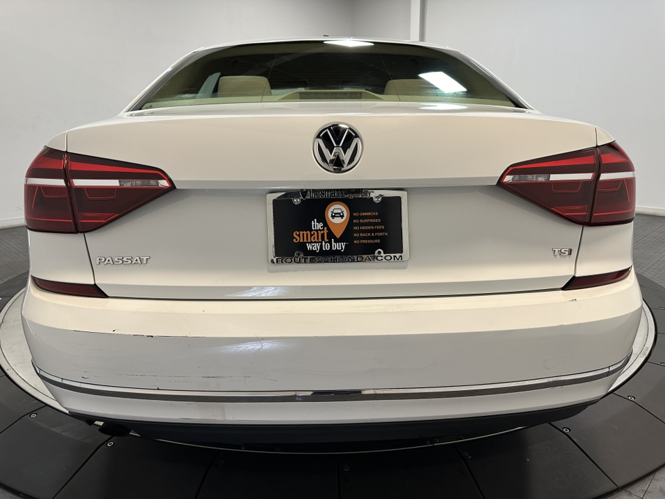 2018 Volkswagen Passat 2.0T S 12