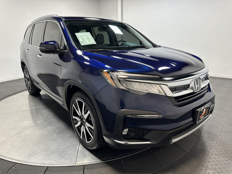 2022 Honda Pilot Touring 8-Passenger 2