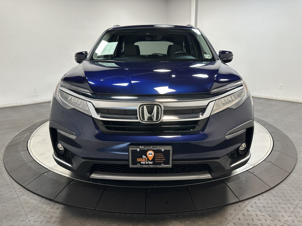 2022 Honda Pilot Touring 8-Passenger 4