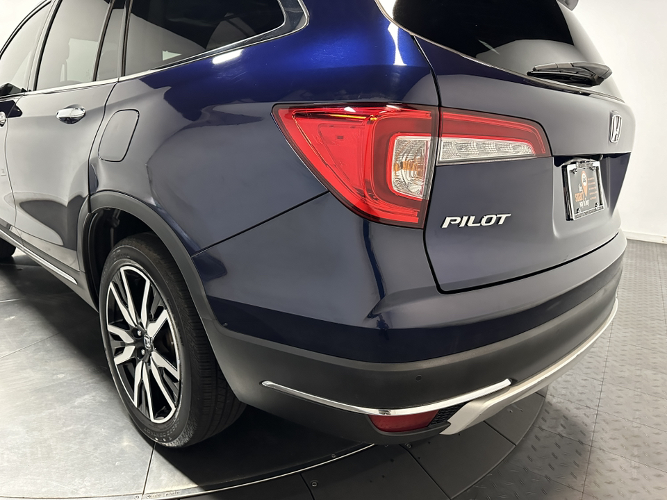 2022 Honda Pilot Touring 8-Passenger 10