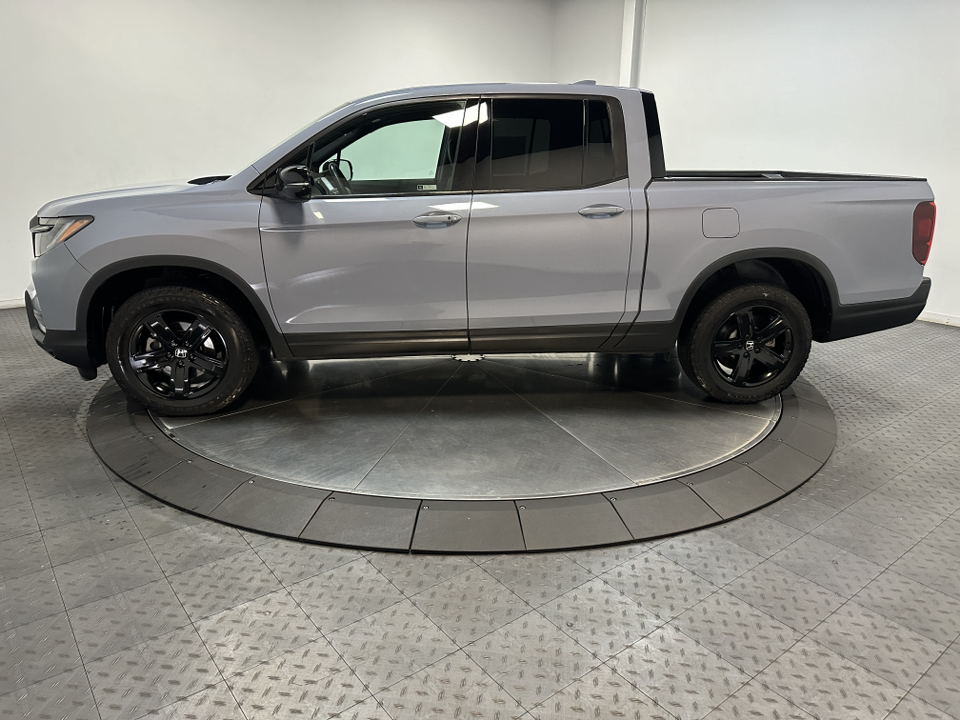 2023 Honda Ridgeline Black Edition 8