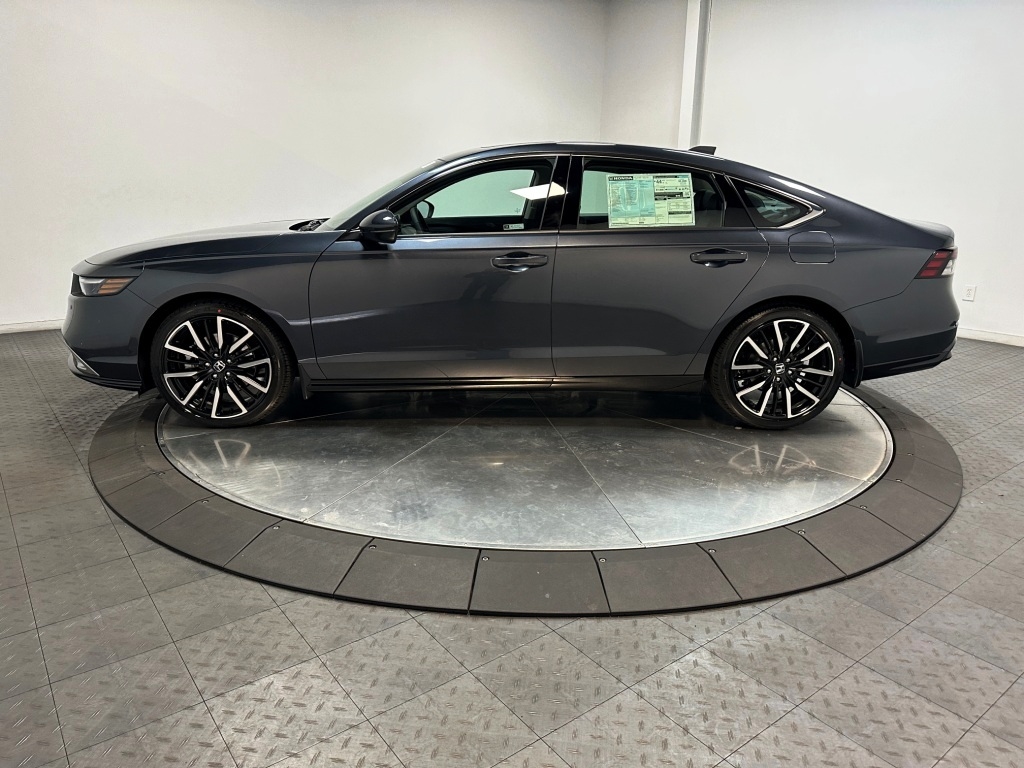 2024 Honda Accord Hybrid Touring 5