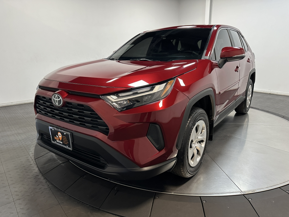 2023 Toyota RAV4 LE 6