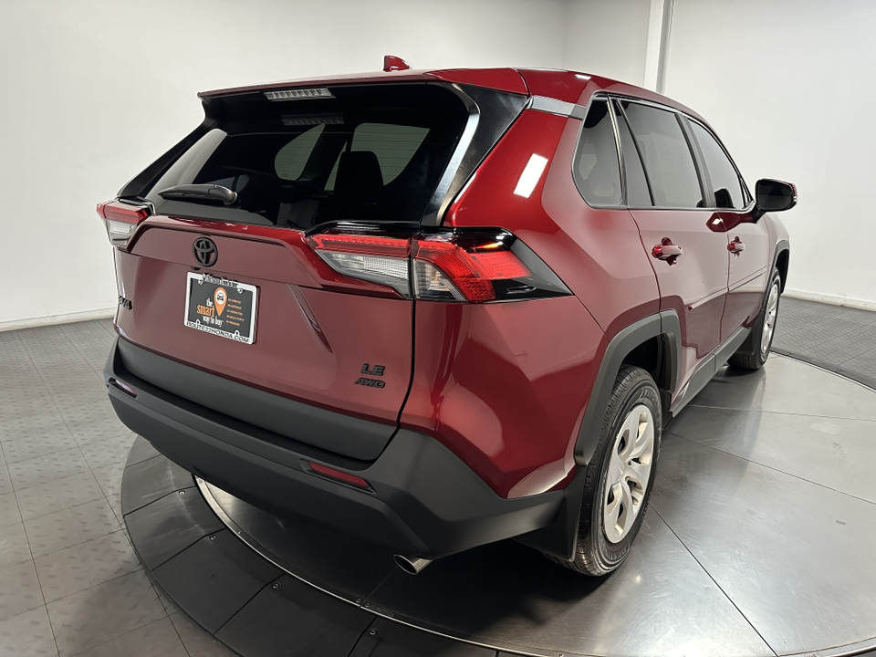 2023 Toyota RAV4 LE 13