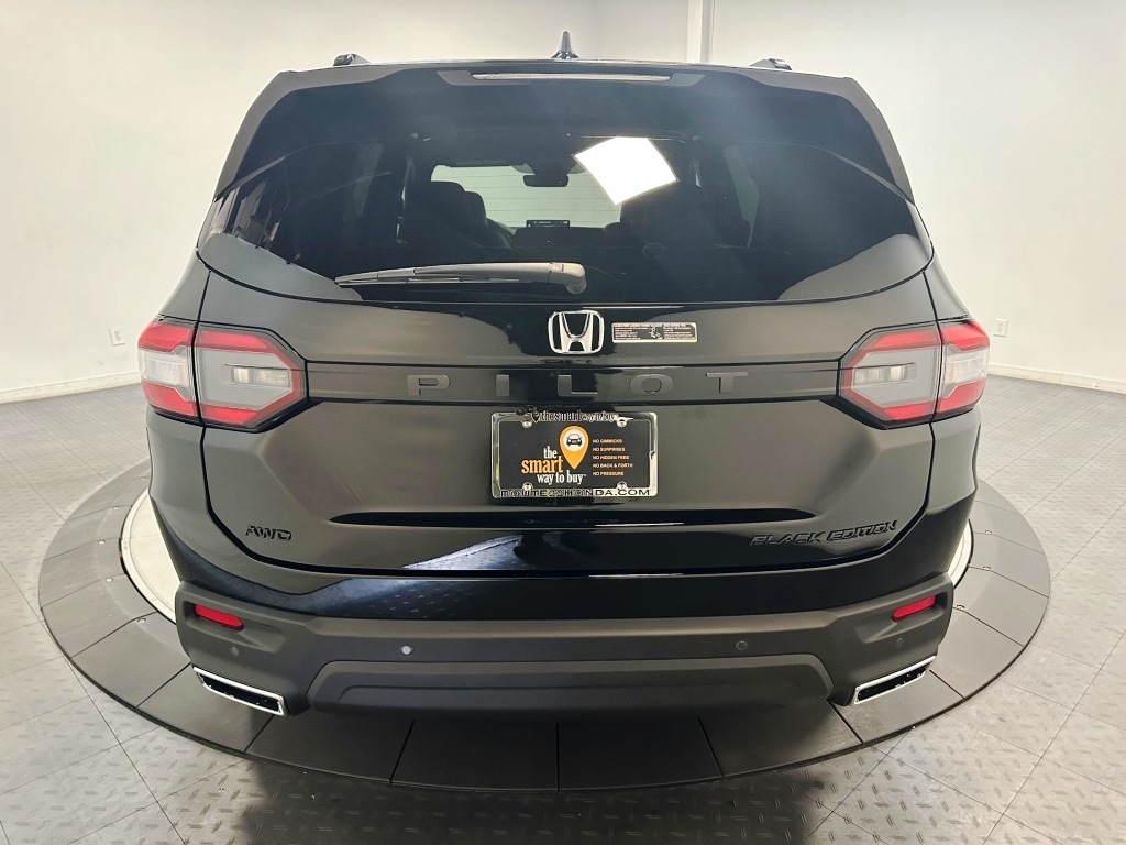 2025 Honda Pilot Black Edition 7