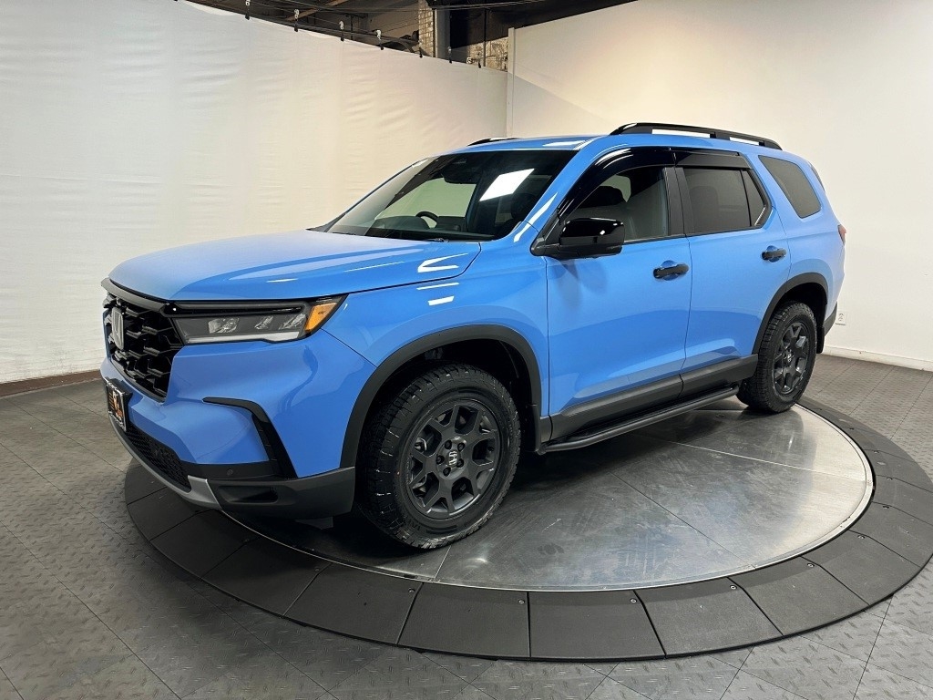 2025 Honda Pilot TrailSport 1