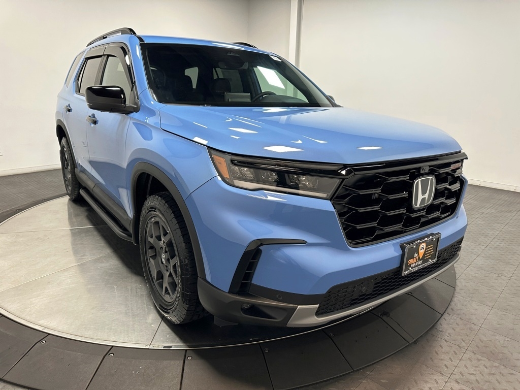 2025 Honda Pilot TrailSport 2