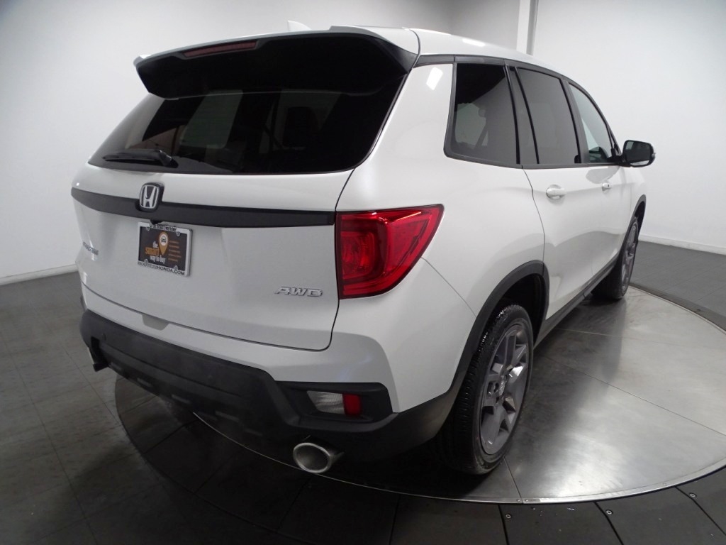 2025 Honda Passport EX-L 8