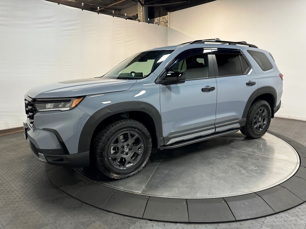 2025 Honda Pilot TrailSport 1