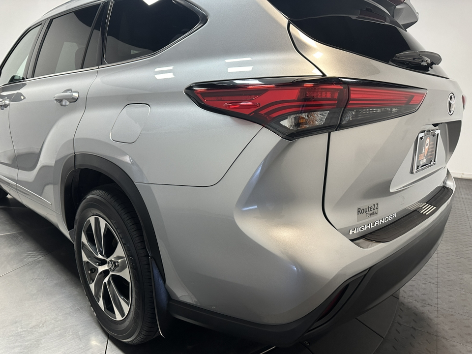 2020 Toyota Highlander XLE 10