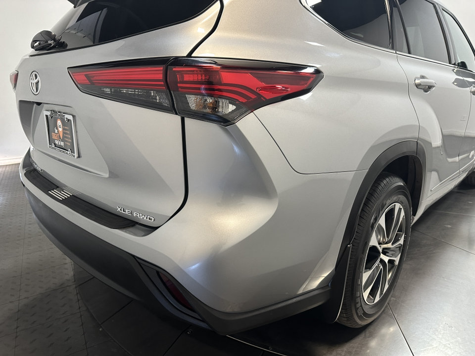 2020 Toyota Highlander XLE 14